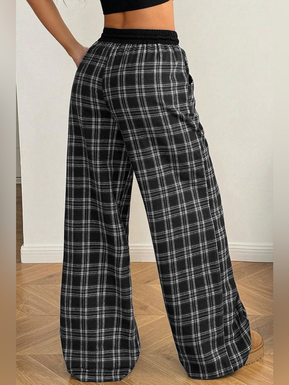 Plaid Wide-Leg Drawstring Pants - Picture 3 of 16